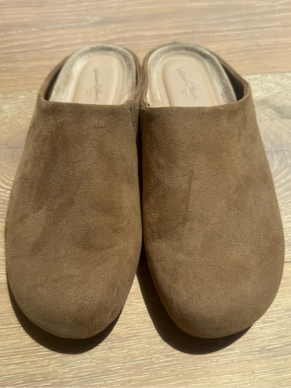Universal Thread Women's Tan Suede Slip-On Mules
